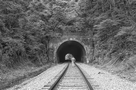 Henryton Train Tunnel Forsaken Fotos Flickr