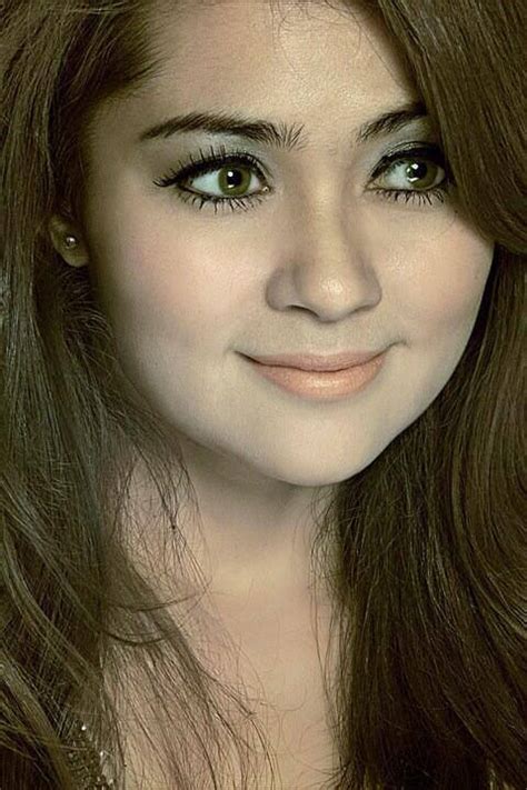 Hot Sexy Ratu Dewi Imasy Bikini Pics