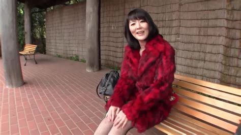 Good Mature Doll For Rent Years Aged With A Propensity For Exposure Hotntubes