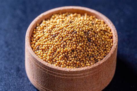 Mustard Sauce served on the table - Creative Commons Bilder