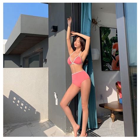 Bikini mảnh LUHAZO nâng ngực dây hở lưng đồ bơi đi biển sang chảnh sexy Hàn Quốc