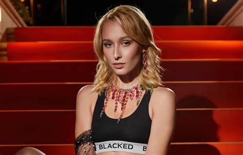 Обои красивое лицо Porn Actress beauti porn industry Porn Model sexy blonde girl Kelly