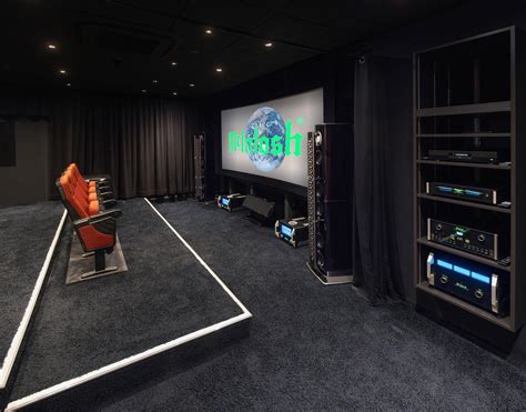 Inside the Unique McIntosh Home Theather Room : r/hifi_fan