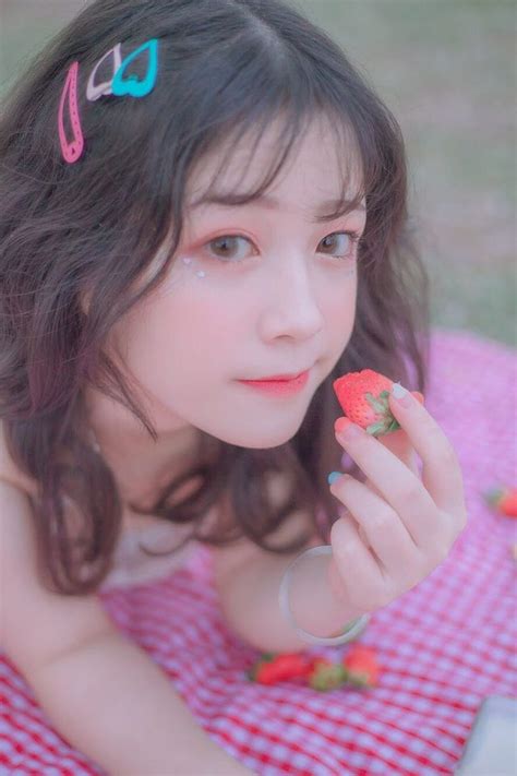 I M Danh Hot Girl N I B T Nh T N M V Qu Xinh P B O D N Tr