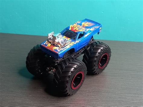 Rodger Dodger Mattel Hot Wheels Monster Trucks Toy Hobbies Toys Toys Games On Carousell