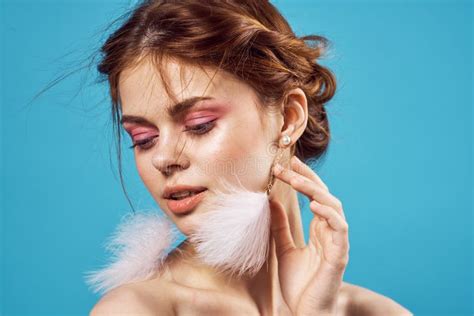 Attractive Woman Fluffy Earrings Makeup Naked Shoulders Luxury Stock Image Image Of Nature