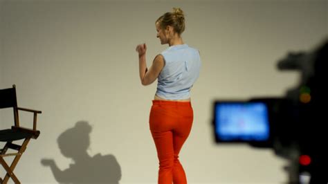 Nude Video Celebs Magdalena Steinlein Sexy Oskar Gehen Wenn S Am Sch Nsten Ist