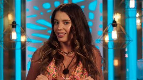 Flavia Laos en Netflix sus primeras imágenes y qué papel cumple en Too Hot To Handle Infobae