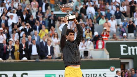 Carlos Alcaraz 21 Ans Et Nouveau Roi De Roland Garros Si Fort Si