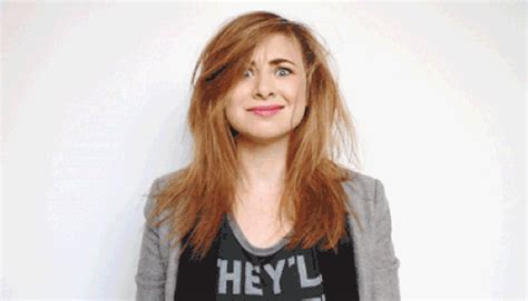 Glaring Signs Your Vagina Is Way Too Dry Yourtango