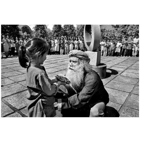 sadhguru photo book  raghu rai premium edition isha life hong kong