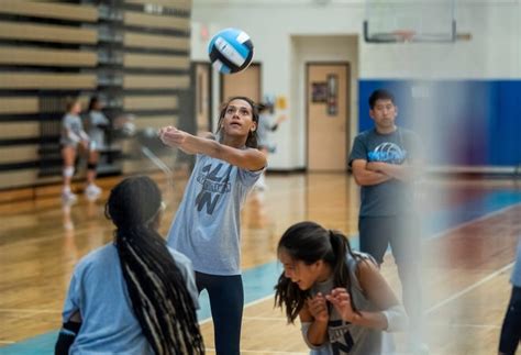 Ann Arbor Skyline Volleyball Star Harper Murray