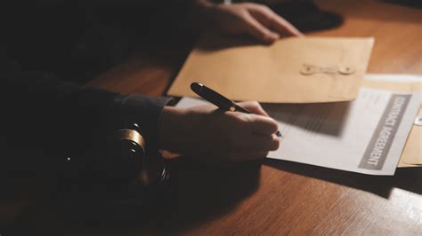 write  mencatat penurunan nilai  aset