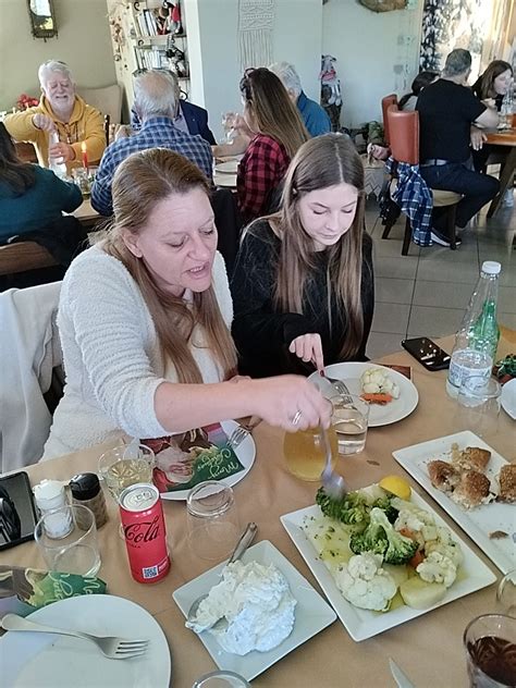 Local Kiwi Alien What A Beautiful Pussy You Are