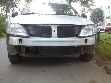 защитная сетка решетки радиатора — Lada Ларгус, 1,6 л, 2013 года ...