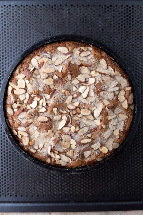 The Best Almond Cake Recipe Lifestyle Of A Foodie