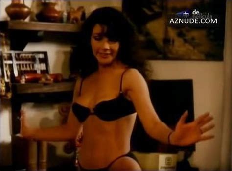 Rosa De Dos Aromas Nude Scenes Aznude