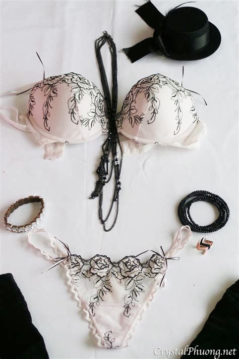 CrystalPhuong Singapore Travel Lifestyle Blog SWEET DESSERT LINGERIE