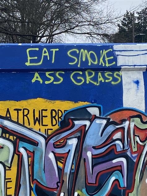 Eat Smoke Ass Grass R Dontdeadopeninside
