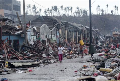 Typhoon Haiyan devastates Philippines, may be worst natural disaster on ...