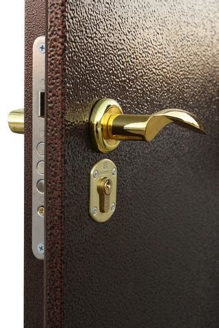 Купить сейф-двери в Екатеринбурге, доставка и установка