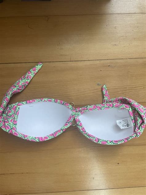 Bikini Brazil mit Melonen Gr M Neu gemäss Beschreibung in Ostermundigen für CHF 5 mit