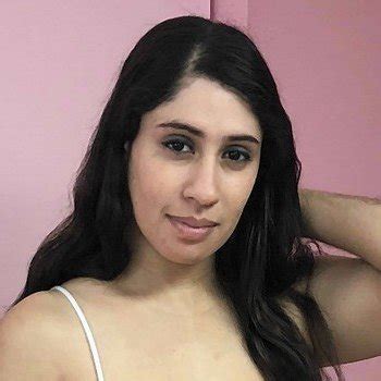 Nicole Paris Videos Watch Her Free Sex Vids At FreeOnes