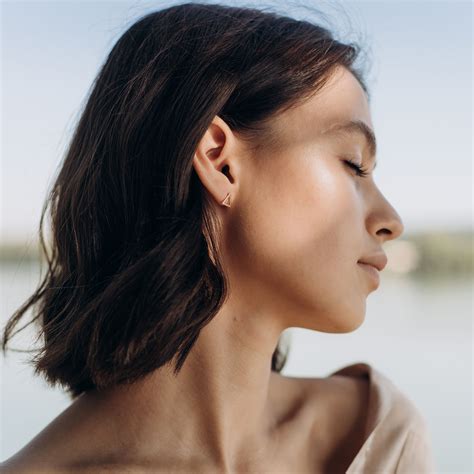 Серьги-пусеты Треугольники в золоте с06312. Купить Серьги-пусеты ...