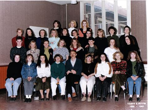 Photo de classe 1 ere A2A de 1990 Lycée Gay Lussac Copains d avant