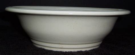 Triple A Resale Pfaltzgraff Cappuccino 8 In Round Vegetable Bowl