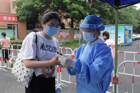 最美教育抗疫人·尹文琴 张家港市人民政府