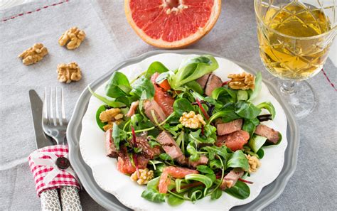 Салат с грейпфрутом – 6 вкусных рецептов | Food, Spinach, Vegetables