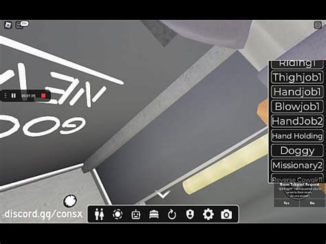 Futa baise sa copine aux énormes seins et à la chatte serrée XVIDEOS