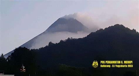 PVMBG Aktivitas Vulkanik Cenderung Turun Di Gunung Merapi Okezone