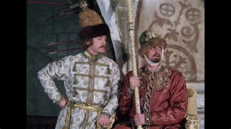 Рявкни на них! Вооооон! - YouTube