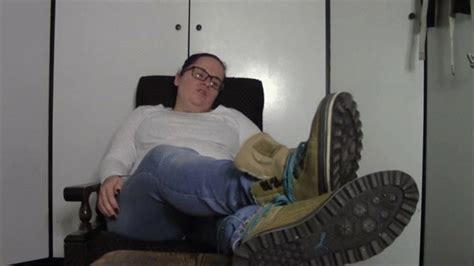 S**** my sweaty, dirty body clean_mp4 - Pauline Maxx fetish store