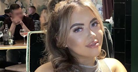 Online Shopper Left In Hysterics As Her Boob Is Left Hanging Out Of 40 Tight Dress Manchester