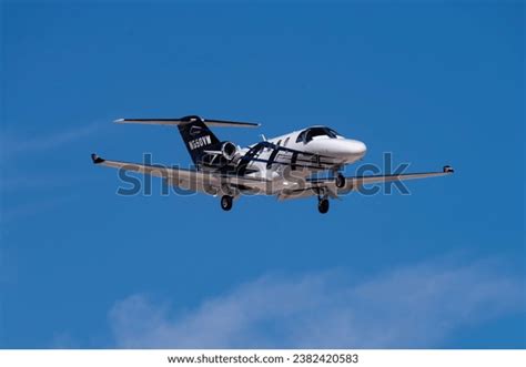 67 Aeropuerto Williams Gateway Images, Stock Photos, 3D objects ...