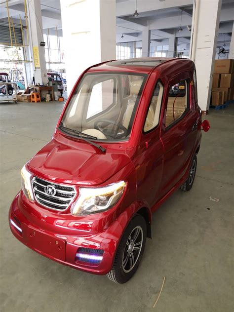 Factory Direct Sales Adult Seat Mini Electric Car New Small Electric