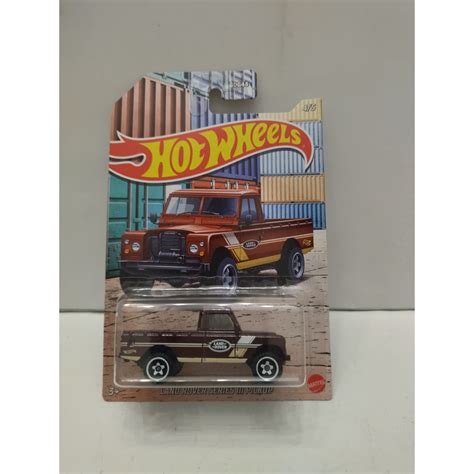 LAND ROVER SERIES III PICKUP PICKUPS HOT WHEELS BCN STOCK CARS