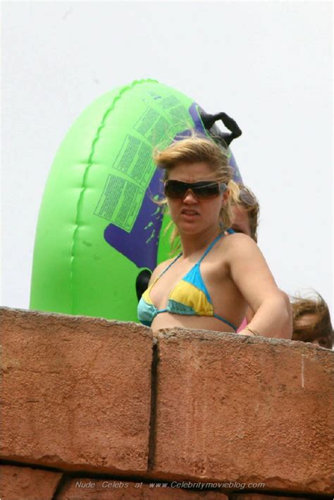 Babylon X Kelly Clarkson Nude Photos And Movie