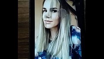 Cumslut Nika Re Oit Une Charge Faciale Xvideos