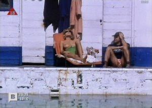 Naked Núria Hosta in La rubia del bar