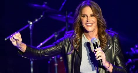 Caitlyn Jenner To Do Nude Sports Illustrated Cover Snopes