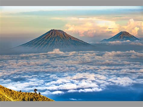 keindahan alam indonesia menjadi daya tarik mata dunia
