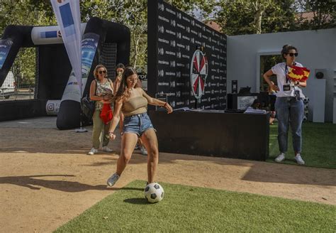 Granada Disfruta Con La Fan Zone De La Selecci N Espa Ola