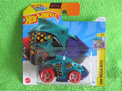 Netflix Let S Race Hot Wheels Piranha Terror Neu Und Originalverpackt In Emmenbr Cke F R