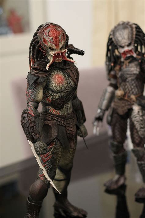 Hot Toys Mms Predators Berserker Predator Page Predator Alien Vs Predator
