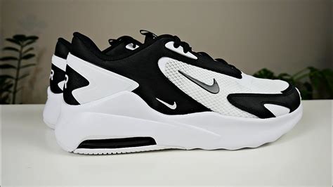 Unboxing/Reviewing The Nike Air Max Bolt White/Black (On Feet) - YouTube