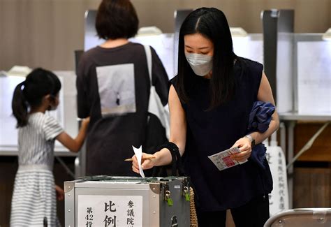 Japans Youth Shun Politics Leaving Power With The Elderly The Japan Times